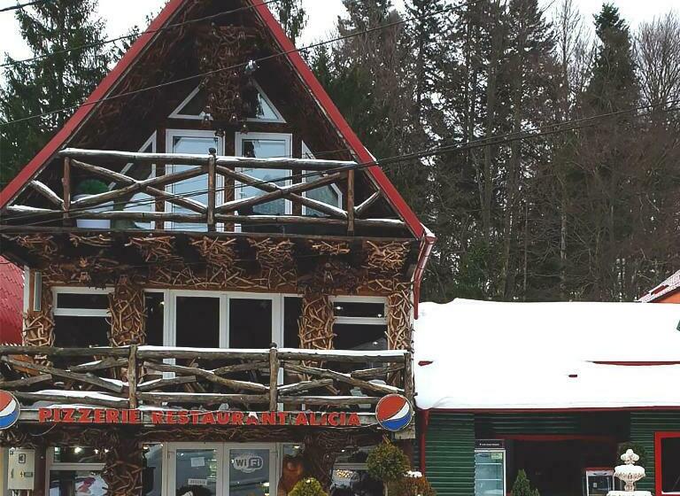 ホテル Camere Lux Telecabina Busteni