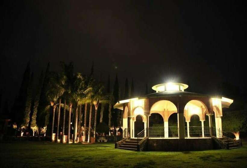 هتل Finca San Julio