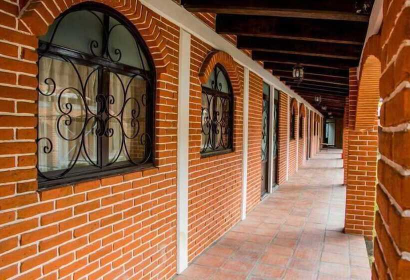 هتل Finca San Julio