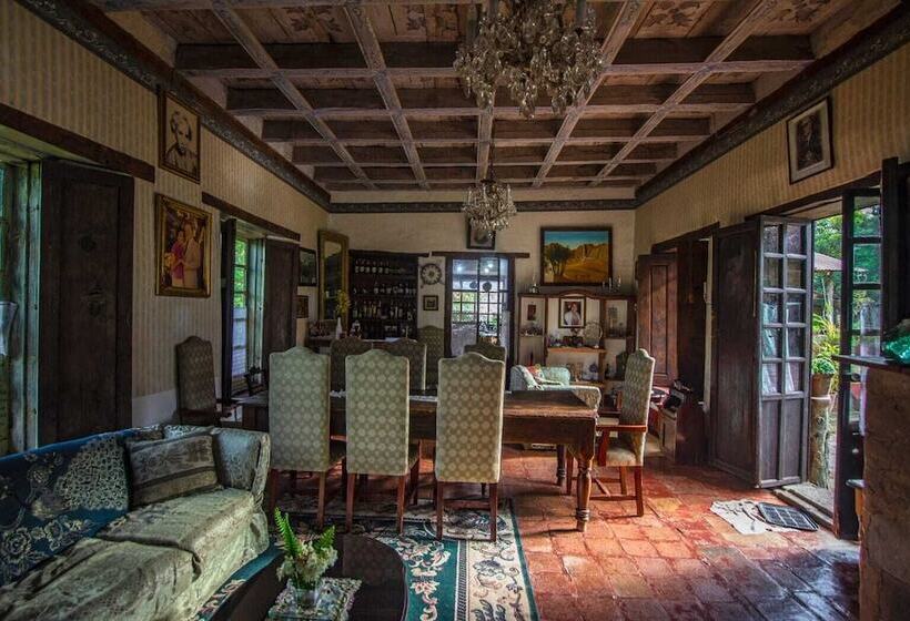 هتل Rancho Coyotepec