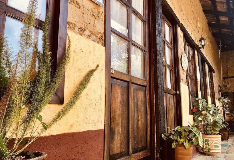 هتل Rancho Coyotepec