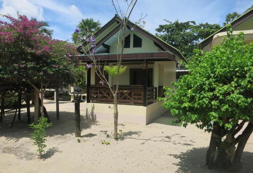 هتل Dewshore Resort