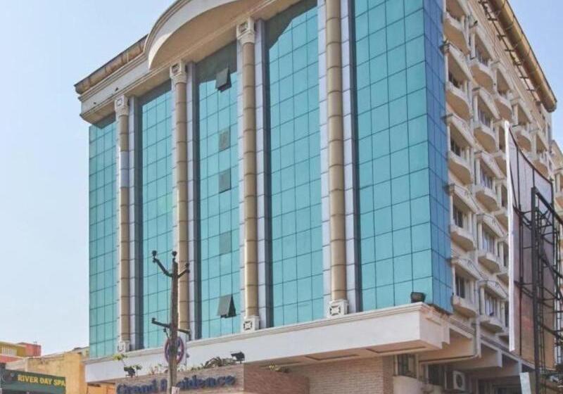 هتل Grand Residence