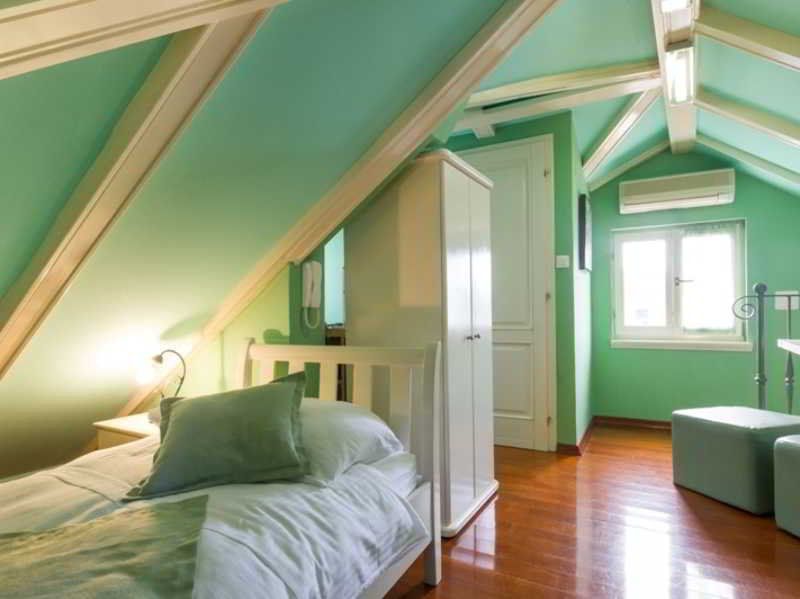 هتل روستایی Split By Apartments