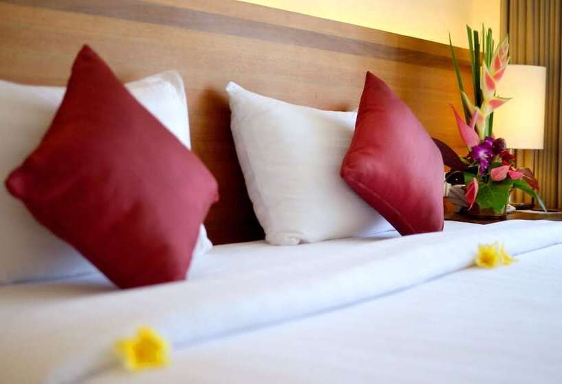 Отель Taksu Sanur
