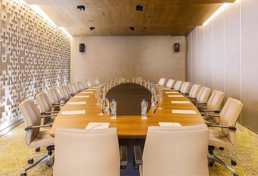 هتل Tasigo Eskisehir