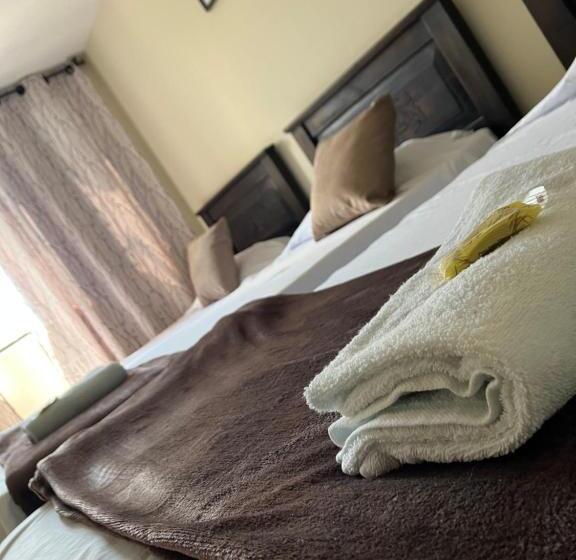 هتل La Posada Central