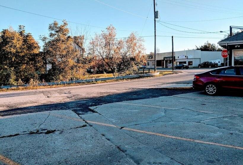 מוטל In Town Inn