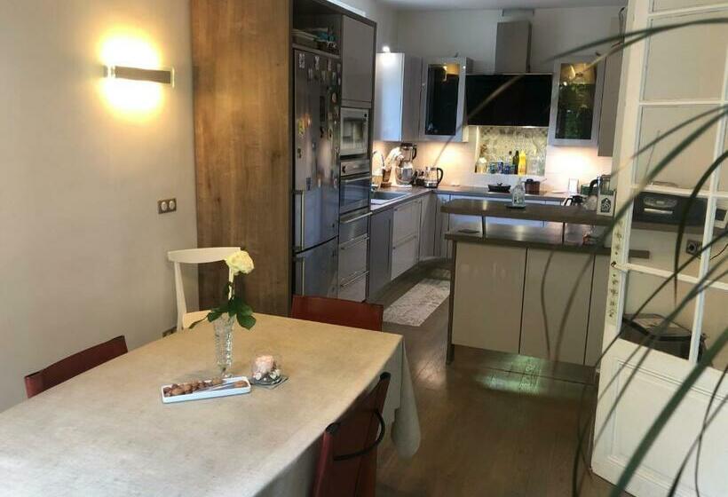 ベッドアンドブレックファースト Villa Eugénie Melun