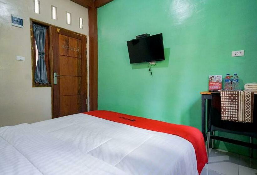 فندق Reddoorz Syariah Near Bukit Teletubbies Padangsidempuan