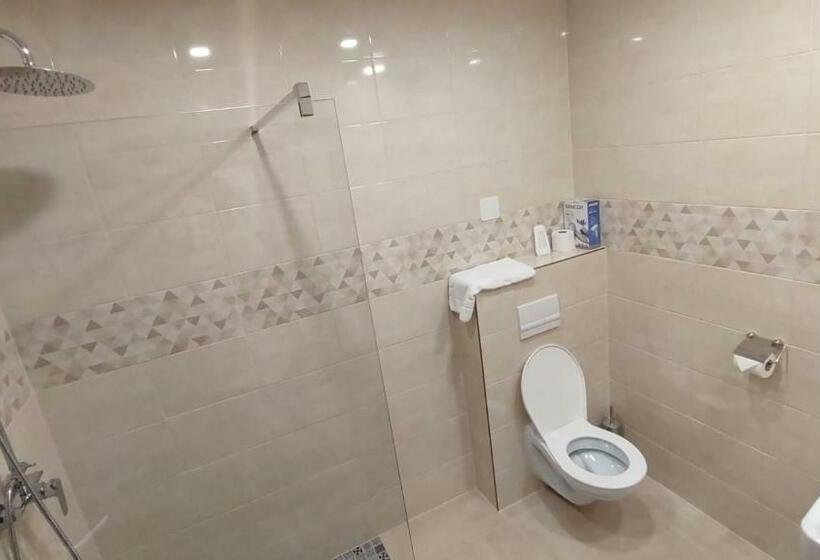 بنسيون Gól Centrum Resort