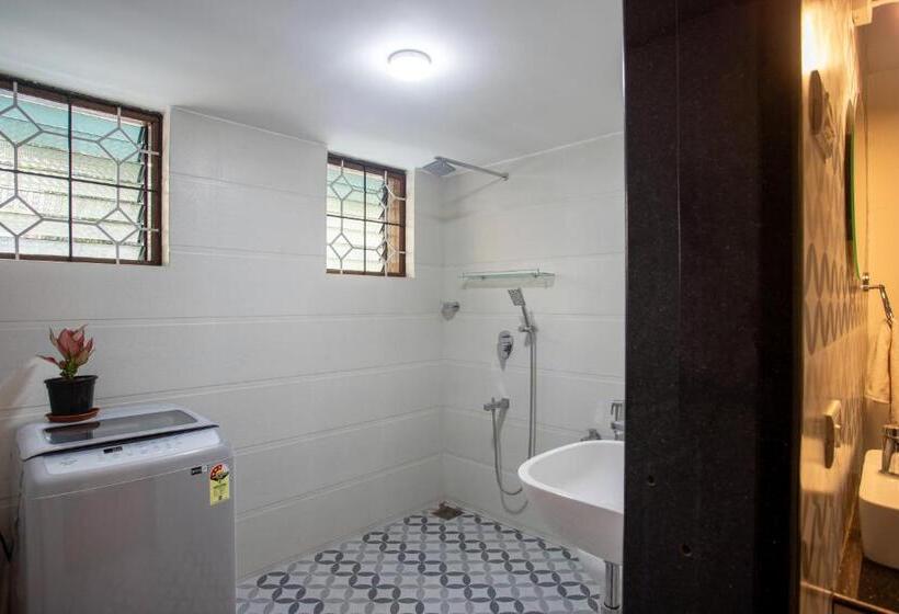 펜션 Whiteboard Homes Siolim