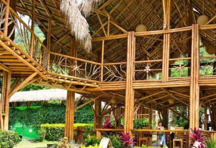 تختخواب و صبحانه Bambu Tayrona