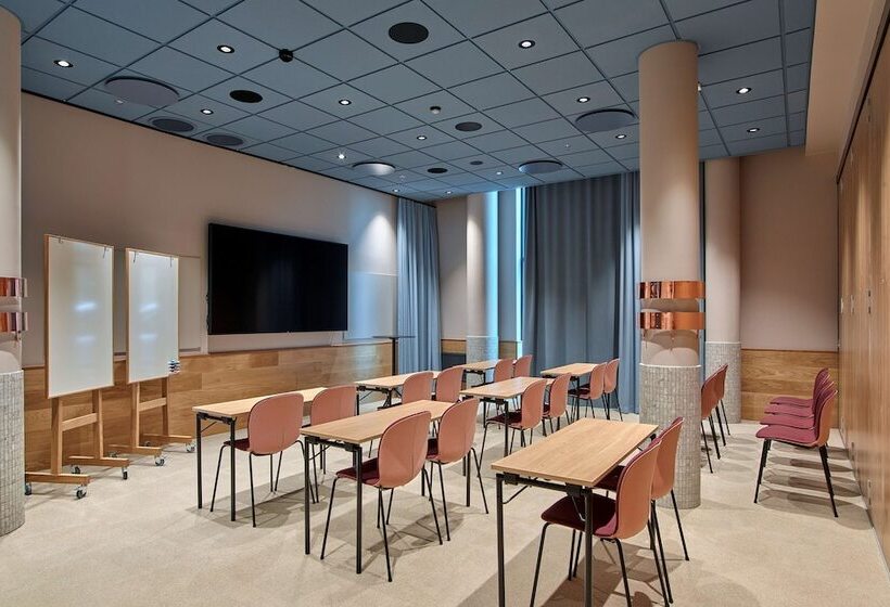 هتل Scandic Oceanhamnen