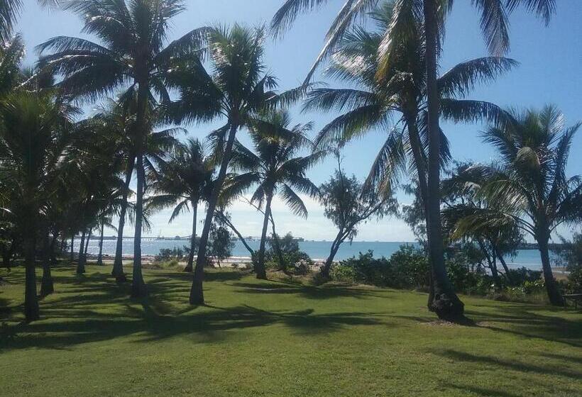 Hay Point Hotel/motel