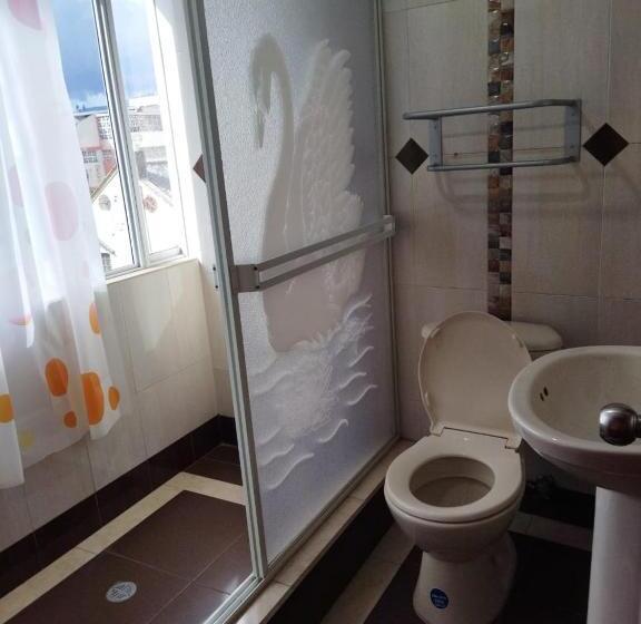 هتل Velanez Suite Riobamba