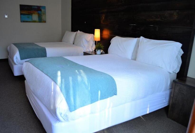 渡假胜地  3 Pines Lodge Muskoka