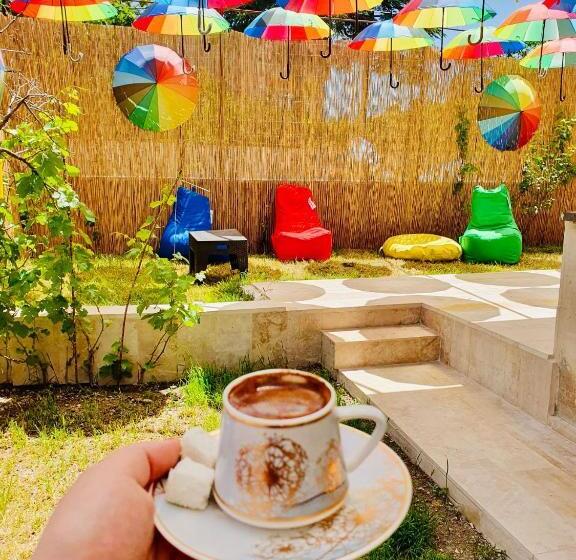 تختخواب و صبحانه Aysultan Stone House