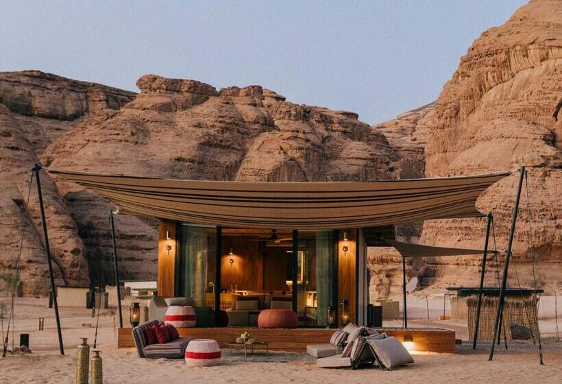 هتل Our Habitas Alula