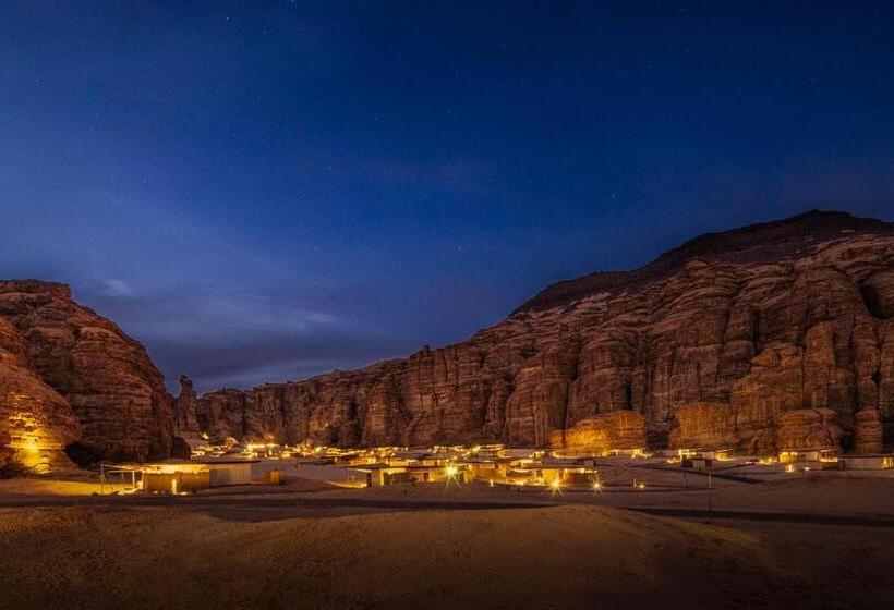 هتل Our Habitas Alula