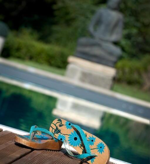 펜션 Domaine De Carrière