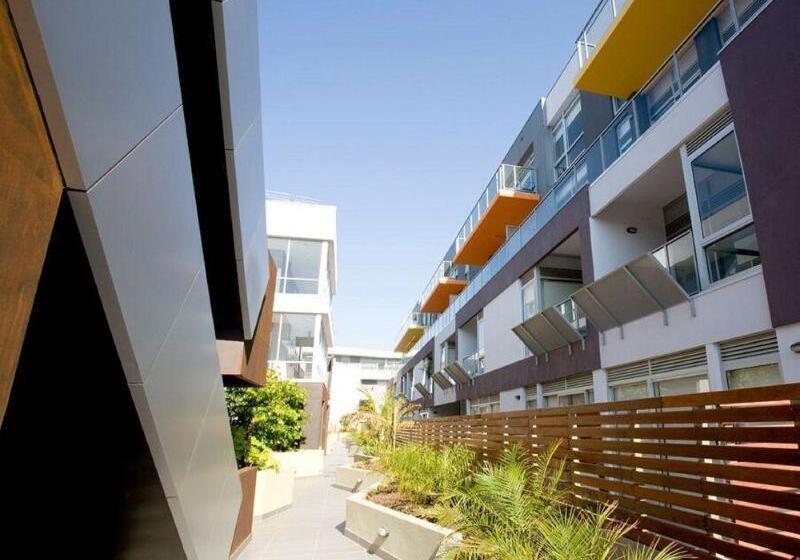 فندق St Kilda Central Apartments