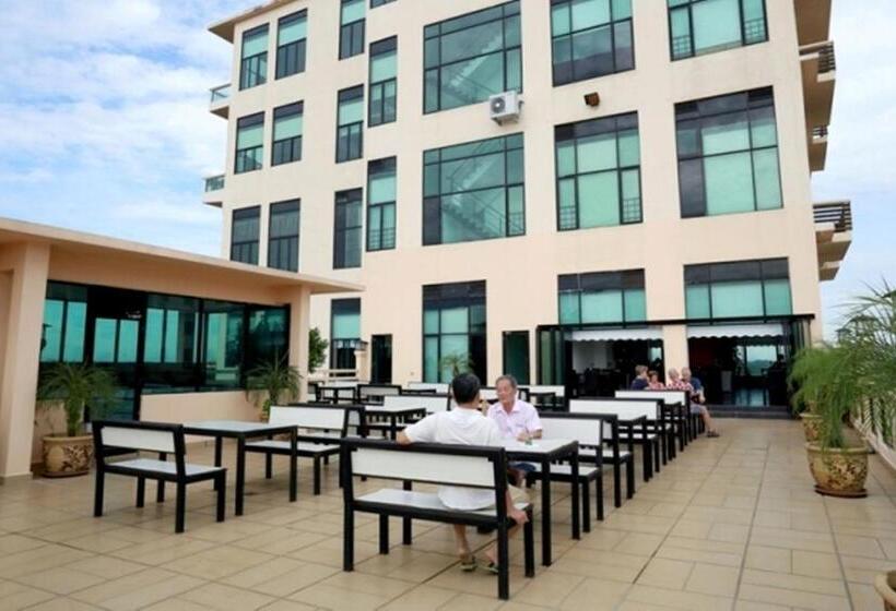 فندق Crystal Lodge