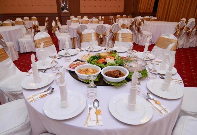 فندق Crystal Lodge