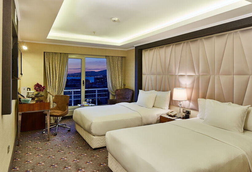 Doubletree By Hilton Hotel Izmir   Alsancak