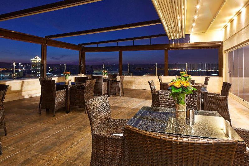 Doubletree By Hilton Hotel Izmir   Alsancak
