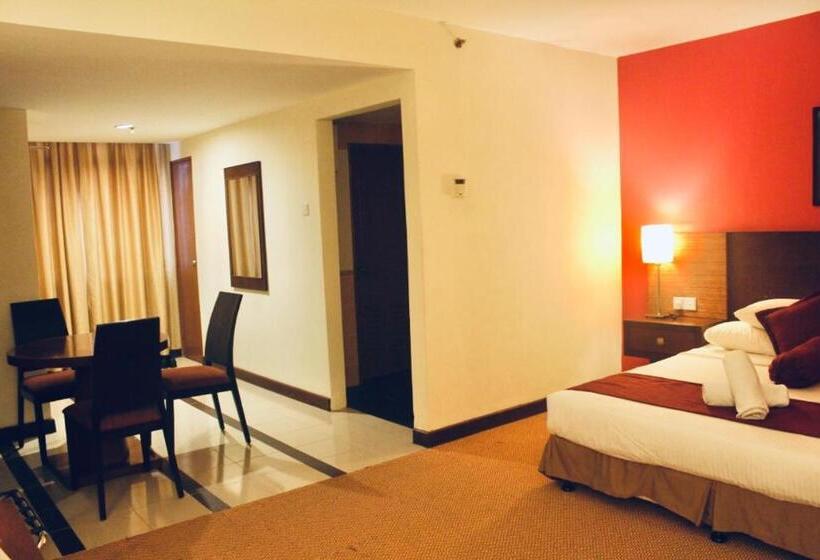 酒店 The Grand Puteri