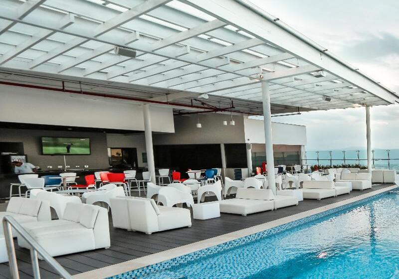 هتل Holiday Inn Bucaramanga Cacique, An Ihg