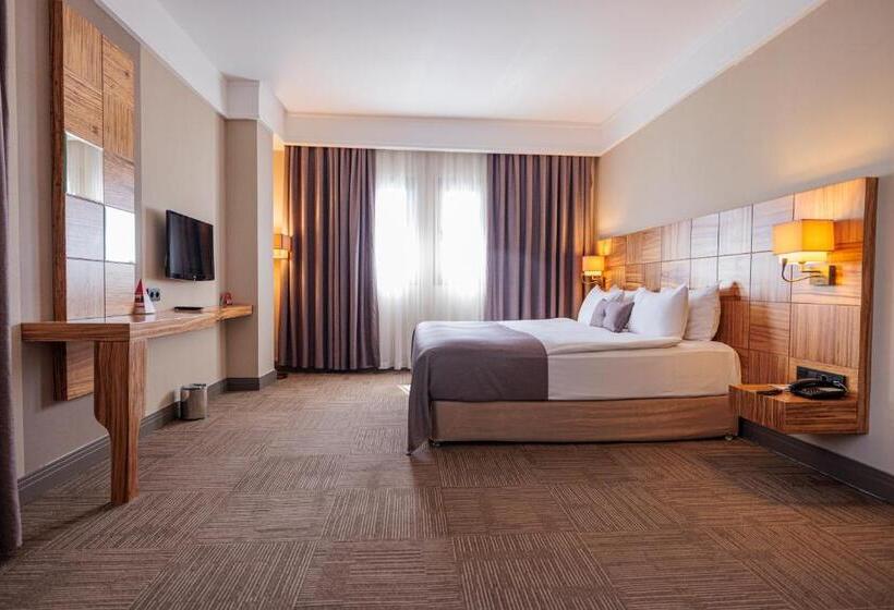 هتل Ramada by Wyndham Cappadocia