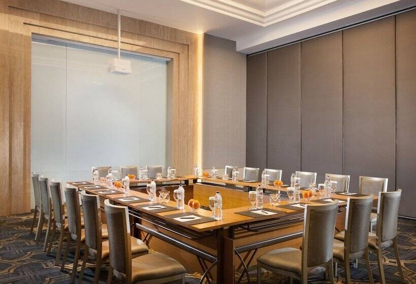 فندق Tentrem Yogyakarta