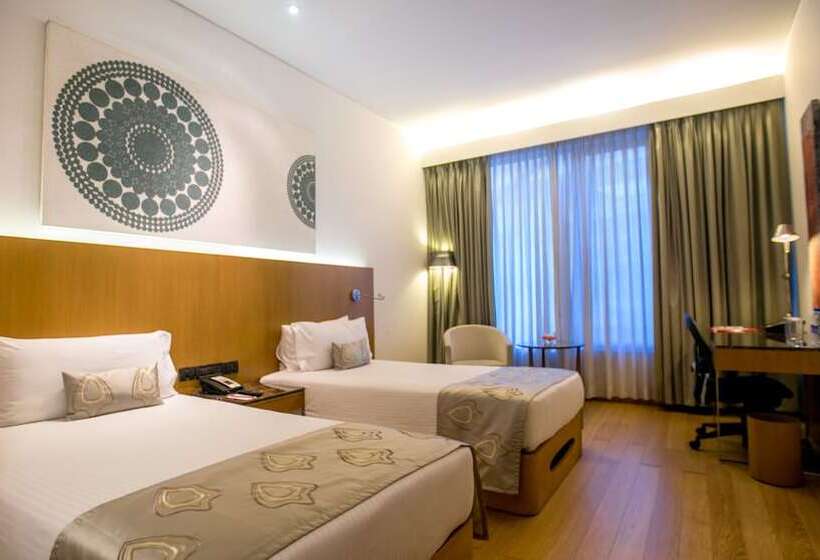 هتل Vivanta Chennai It Expressway Omr