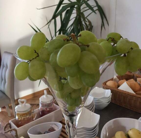 تختخواب و صبحانه Villa Torbole