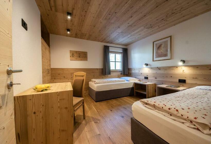 Отель Agriturismo Lüch De Vanc