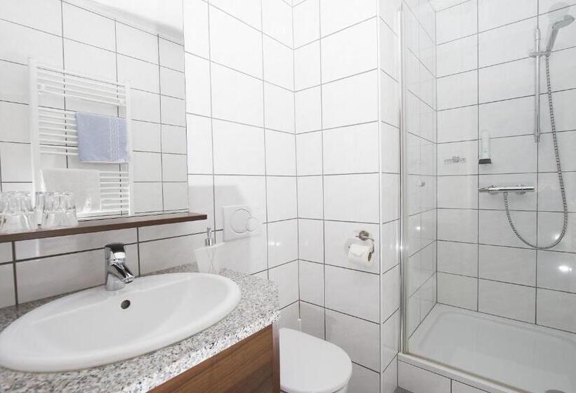 ホテル Gasthof Zur Post