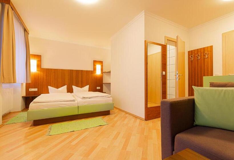 ホテル Gasthof Zur Post