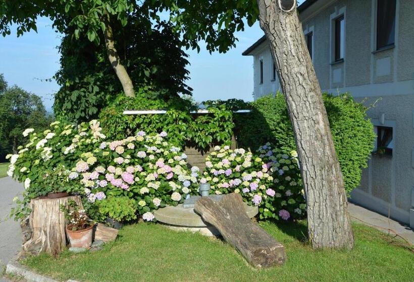 فندق Bio Bauernhof Haunschmid