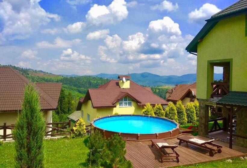 פנסיון Chalet Trostian