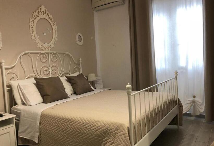Golden Mile B&b