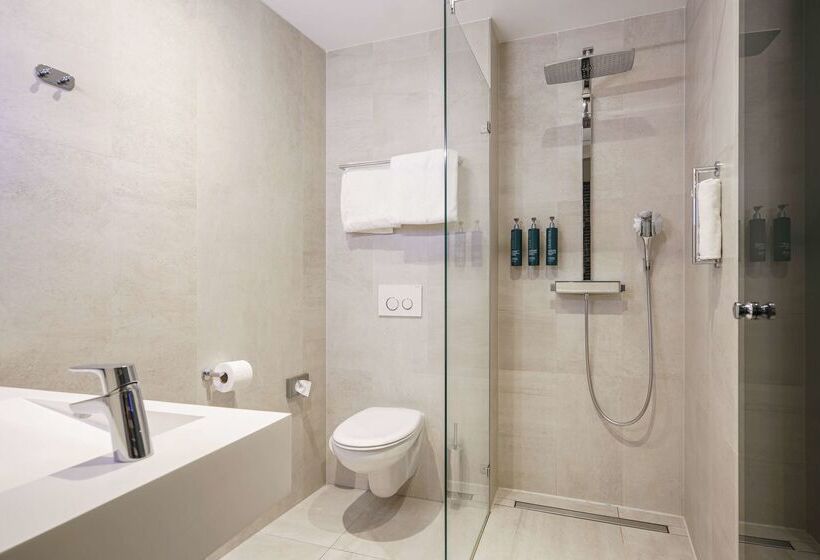 Doubletree By Hilton Hotel Amsterdam   Ndsm Wharf