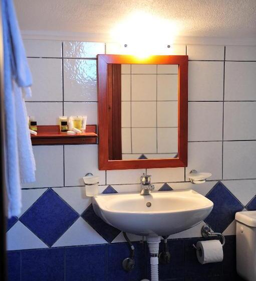 هتل Eye Q Resort Seaview