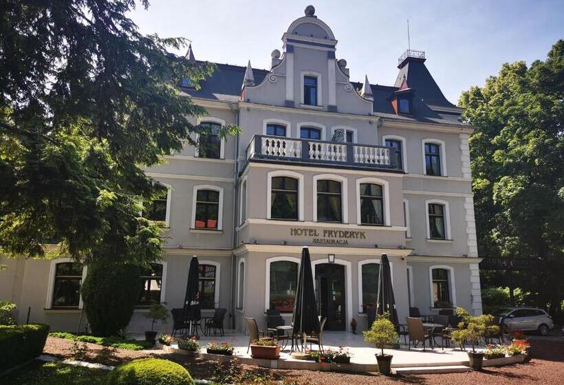 هتل Fryderyk