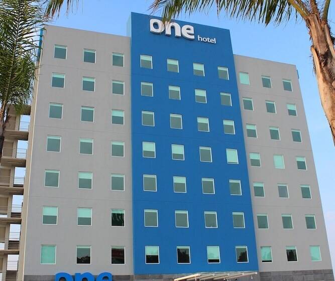 ホテル One Guadalajara Tapatio