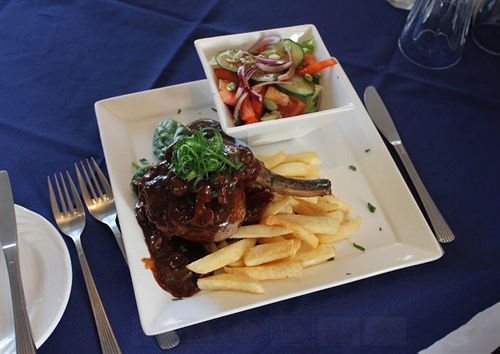 فندق على الطريق Normandie Inn & Function Centre
