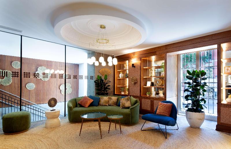 Atocha Hotel Madrid, Tapestry Collection By Hilton