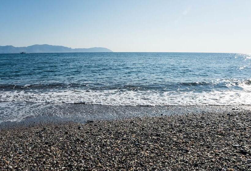 בית מלון כפרי Anesis