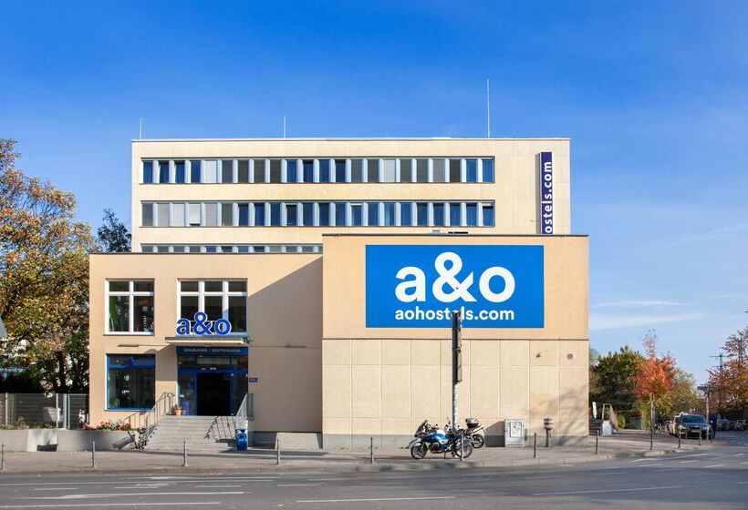 هتل a&o Aachen Hauptbahnhof